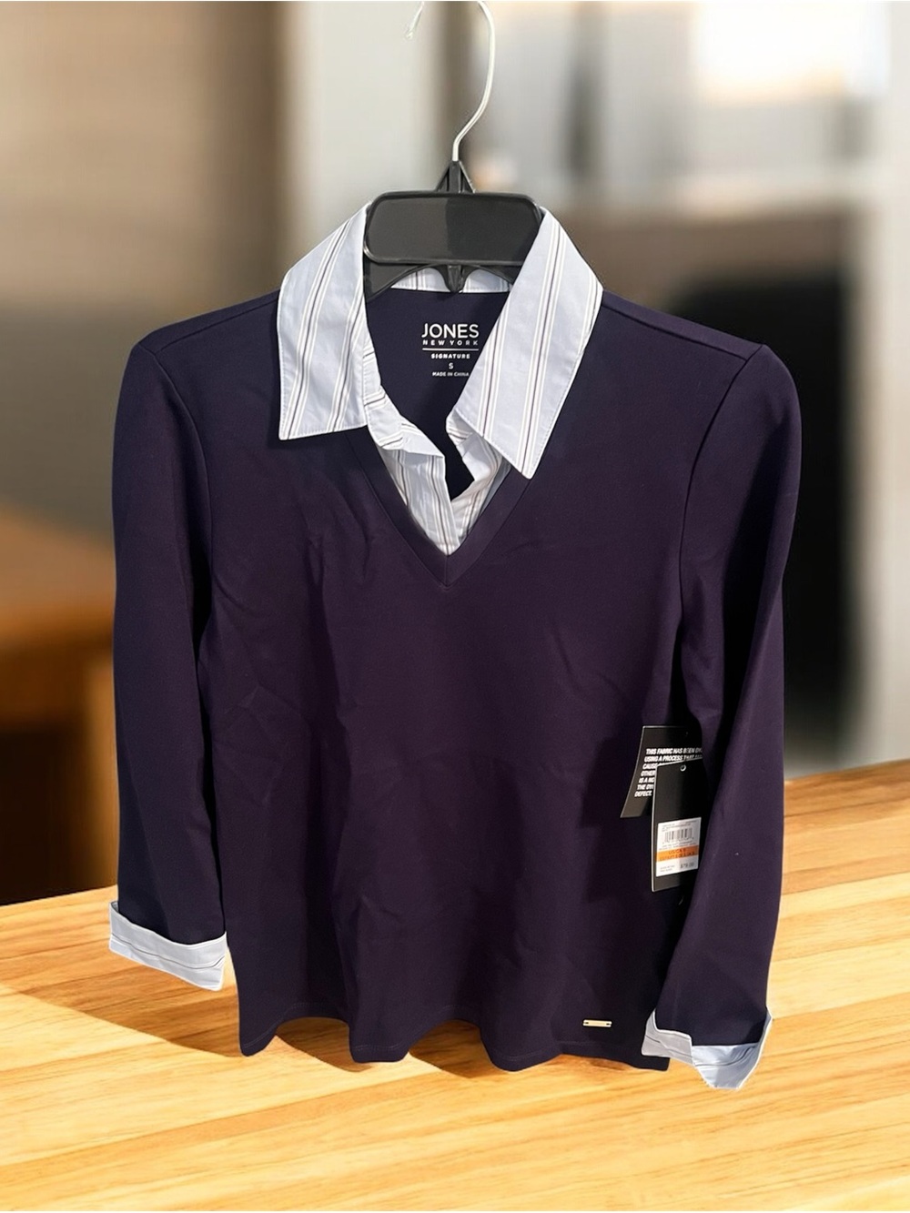 Jones New York women’s S Navy V-Neck Sweater with Layered Collar